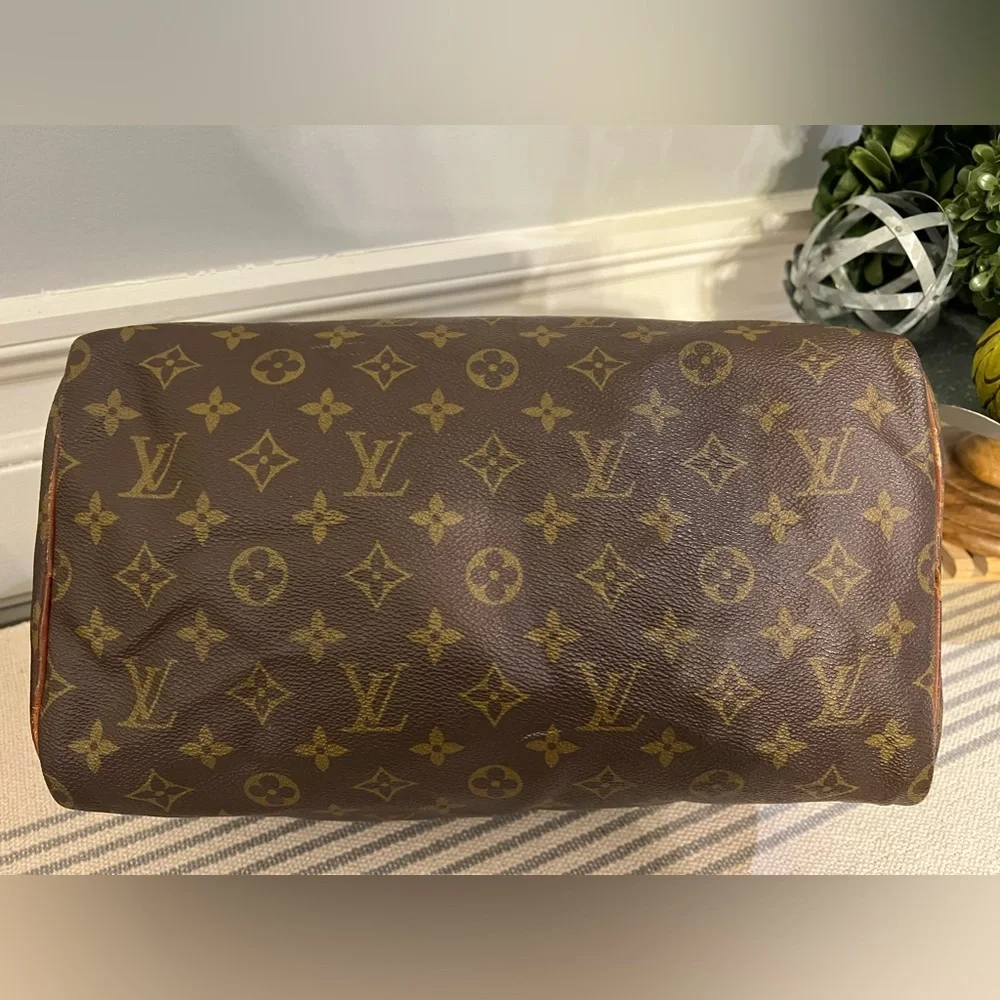LV Speedy 30 - Picture 4 of 10